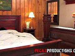 美人, デカチン, デカパイ, フェラチオ, 手コキする, 淫乱熟女, ティーン, オッパイの