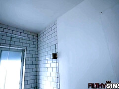 Brunette brune, Tir de sperme, Gorge profonde, Hard, Hd, Lingerie, Pov, Tabou