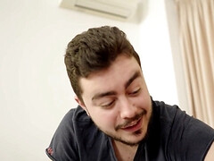 18 jaar, Anaal, Grote mammen, Bruinharig, Sperma, Fetisj, Moeder die ik wil neuken, Tieten likken