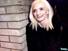 Skinny Student Hotel Facial