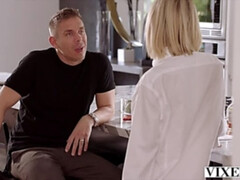 Blonde, En levrette, Seins naturels, Chatte, Réalité, Chevaucher, Rasée, Professeur