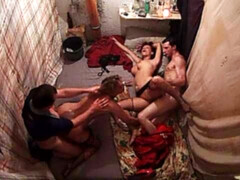 Grosse titten, Blondine, Blasen, Hundestellung, Gruppe, Natürlichen titten, Jungendliche (18+), Hure