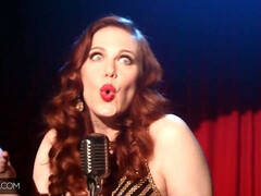 Grote mammen, Gebondenheid, Diep in de keel, Gezichtzitten, Sperma in gezicht, Likken, Ondergoed, Meesteres