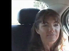 茶髪の, タトゥー