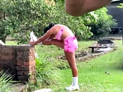 Cul, Gros seins, Noire, Énorme, Mature, De plein air, Public, Nénés