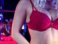 Culo, Tetas grandes, Rubia, Engañando, Pareja, Checa, Perforación, Hilo dental