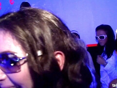 Culo grande, Verga grande, Mamada, Tetona, Grupo, Orgía, Público, Tetas