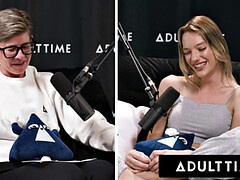 Поза 69, Большие сиськи, Блондинки, Лесбиянка, На публике, Реалити