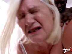 Grosse titten, Pummelig, Oma, Hardcore, Lecken, Reif, Milf, Muschi