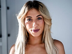 Leie, Grosser schwanz, Blondine, Blasen, Hundestellung, Lingerie, Dürr, Strümpfe