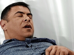 Anal, Lécher le cul, Sucer une bite, Brunette brune, Faciale, Talons, Interracial, Cuisine