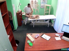 Leie, Blasen, Aufs gesicht abspritzen, Handjob, Muschi, Hintern versohlen, Weibliche ejakulation, Uniform