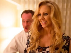 Grosser arsch, Grosse titten, Blondine, Blasen, Handjob, Küssen, Milf, Titten