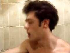 イマラチオ, 毛深い, イタリア人, 淫乱熟女, ストッキング, タトゥー, 三人, ヴィンテージ