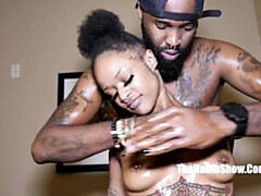 Enthousiasteling, Grote kont, Grote lul, Grote mammen, Zwart, Zwart, Pornster, Realiteit