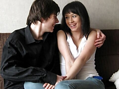 Grosser schwanz, Blasen, Braunhaarige, Hundestellung, Natürlichen titten, Kurzes haar, Jungendliche (18+), Titten