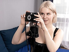 素人, デカ尻, デカパイ, ブロンド, 指いじり, オナニー, ショートヘア, 一人