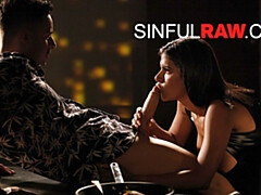 Grote lul, Pijpbeurt, Hondjeshouding, Hardcore, Hd, Latijnse vrouw, Likken, Kut duiken