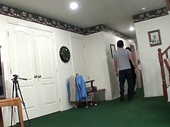 Amateur, Chambre à dormir, Sucer une bite, Cocu, Hd, Époux mari, Maman, Fumer