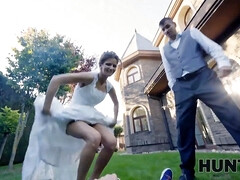 Sarah Kay gets her wedding night off with Steve Q in POV cuckold action