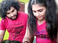 Amateur, Nana, Gros seins, Brunette brune, Indienne