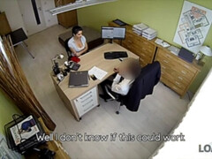 In den arsch, Grosse titten, Schwarz, Braunhaarige, Paar, Hd, Geld, Öffentlich