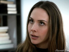 Grote mammen, Likken, Rijpe lesbienne, Meesteres, Kut duiken, Ruw, Tatoeage, Tieten likken