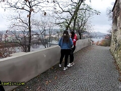 Grosser schwanz, Braunhaarige, Klassisch, Spermaladung, Frau, Im freien, Tätowierung, Flotter dreier