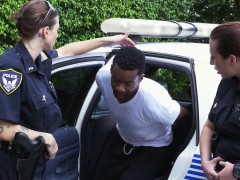 Enthousiasteling, Pijpbeurt, Hd, Interraciaal, Moeder die ik wil neuken, Openbaar, Roodharige vrouw, Trio