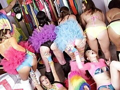 お尻, なめる, 自然山雀, パーティ, オマンコ, 剃毛, ストリッピング, オッパイの