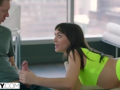 Anal, Lécher le cul, Nana, Sucer une bite, Brunette brune, Éjaculation interne, Léchez, Étudiant