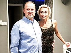 Grote kont, Grote lul, Pijpbeurt, Hondjeshouding, Moeder die ik wil neuken, Natuurlijke tieten, Tieten likken