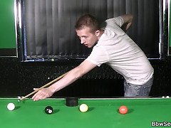 Arsch, Blasen, Braunhaarige, Geile alte tussi, Handjob, Milf, Mutti, Stiefmutter