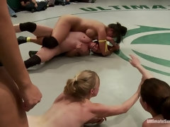 Anal, Domination, Face assise, Doigter, Humiliation, Lesbienne, Chatte, Catch