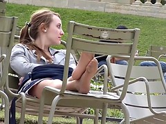 Amateur, Fetiche de pies, Al aire libre, Medias largas, Voyeur