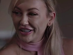 Lécher le cul, Nana, Sucer une bite, Petite amie, Branlette thaïlandaise, Lesbienne, Transsexuelle, Nénés