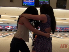 Leie, Grosse titten, Schwarz, Freundin, Öffentlich, Muschi, Rasiert, Entkleiden