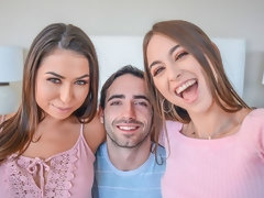 Минет, Брюнетки, Две девушки, Ласковые ручки, Латиноамериканки, Молоденькие, Втроем