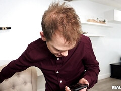 Blond, Pijpbeurt, Lul, Handbeurt, Masturbatie, Kut duiken, Sokken, Tieten likken