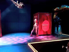 Grosser arsch, Grosser schwanz, Blasen, Braunhaarige, Tschechisch, Milf, Natürlichen titten, Titten