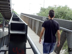 Dingue, Queue, Européenne, Seins naturels, De plein air, Piercing, Pov, Nénés