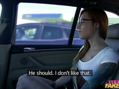 Enthousiasteling, Auto, Vrouw, Vingeren, Likken, Buiten, Kut duiken