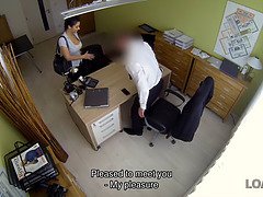 Blasen, Braunhaarige, Geile alte tussi, Tschechisch, Schwanz, Wichsen, Ablutschen, Titten