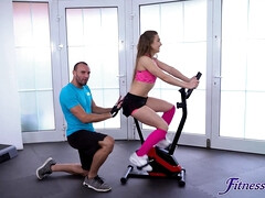 Mamada, Consolador, Estilo perrito, Gimnasio, Hd, Coño, Nalgadas, Tetas