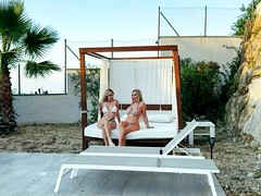 Mamada, Grupo, Latina, Lesbiana, Tetas naturales, Al aire libre, Estrella porno, Tetas