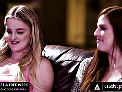 18 jahre, Stellung 69, Blondine, Fingern, Lesbisch, Lecken, Muschi, Jungendliche (18+)