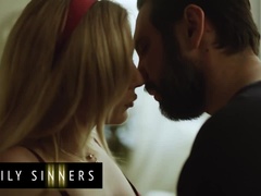 En levrette, Femelle, Naturelle, Orgasme, Chatte, Rasée, Gicler, Nénés