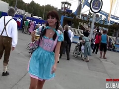 Aische Pervers In Frivoles Oktoverfest - Public Arschgefickt Und Vollgespritzt Auf Der Wiesn