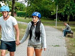 18 jahre, Braunhaarige, Vollbusig, Gehörnter ehemann, Tschechisch, Hd, Geld, Jungendliche (18+)