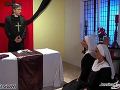 Grosser schwanz, Blasen, Braunhaarige, Spermaladung, Schwanz, Hardcore, Hd, Titten